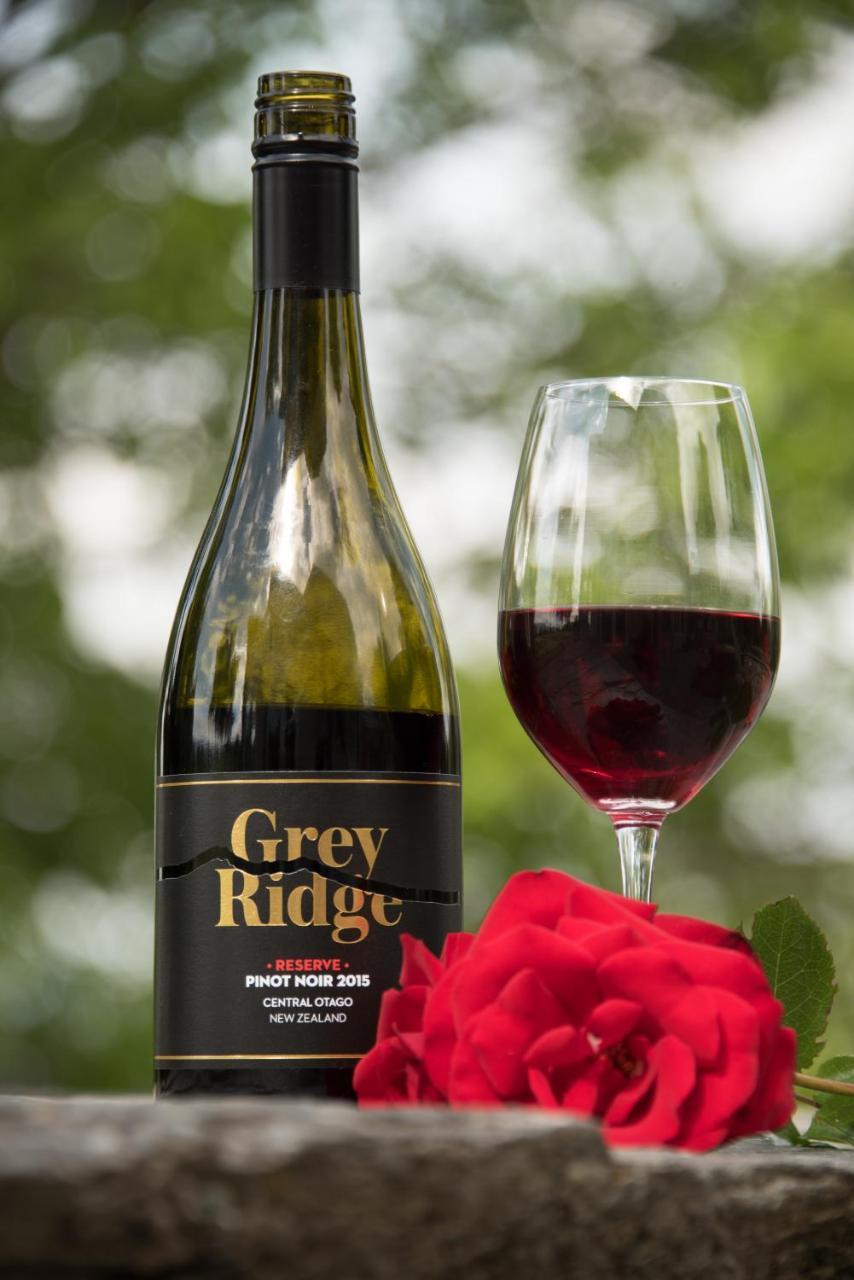 Grey Ridge Vineyard Experience Bed & Breakfast อเล็กซานดรา ภายนอก รูปภาพ