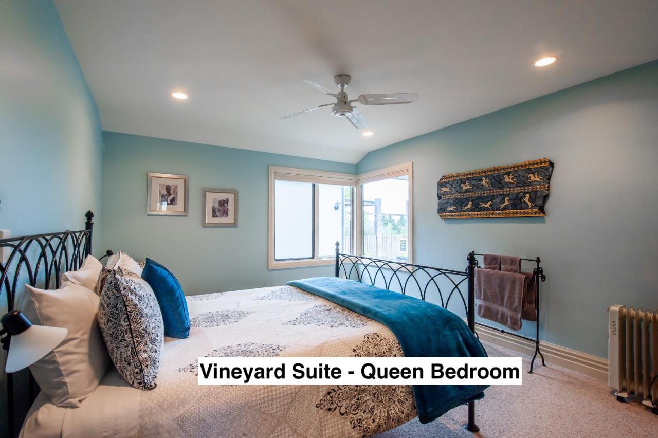 Grey Ridge Vineyard Experience Bed & Breakfast อเล็กซานดรา ภายนอก รูปภาพ